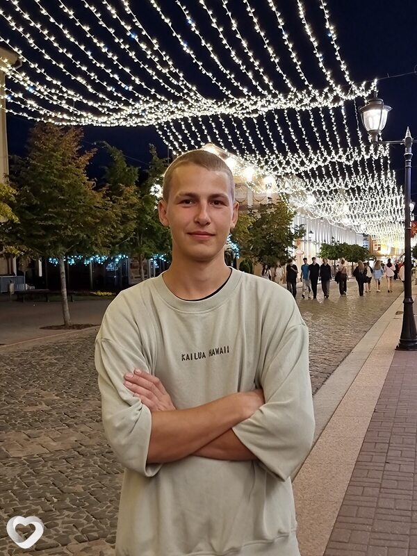 Данила, 23, Калининграде — анкета №2640621