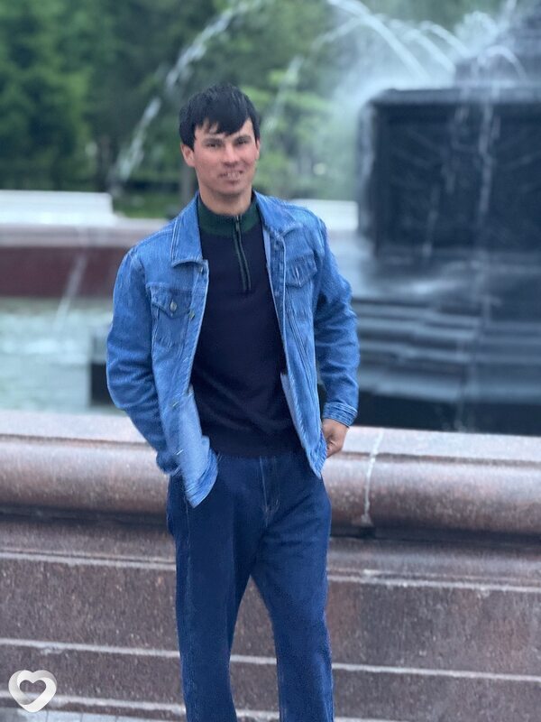 Миша, 24, Омске — анкета №2642089