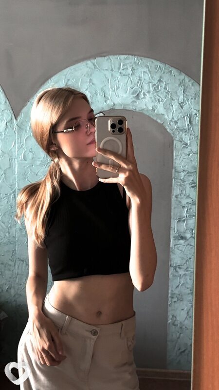 Леля, 20, Благовещенске — анкета №2642360