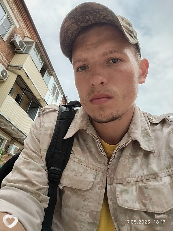 Анатолий, 24, Свободном — анкета №2642301