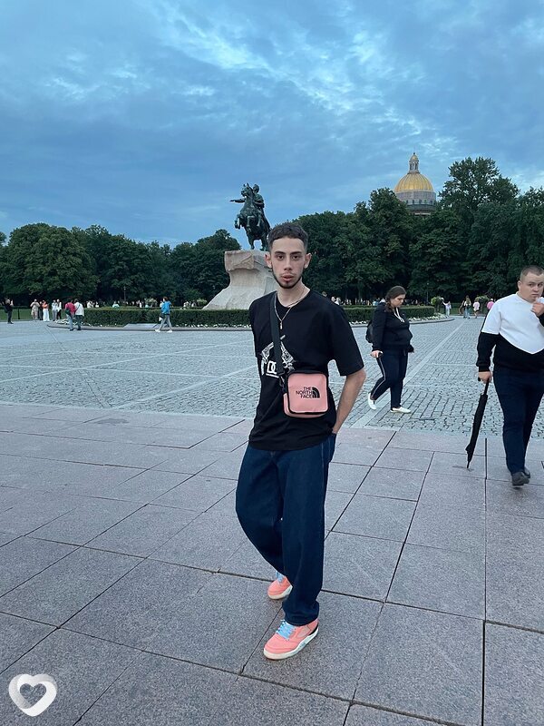 Михаил, 24, Москве — анкета №2642627