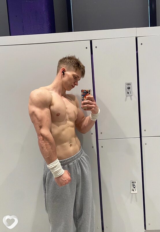 Дмитрий, 23, Кургане — анкета №2642963