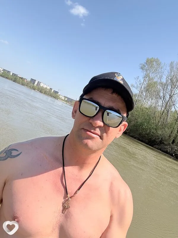 Дима, 40, Бийске — анкета №2643361