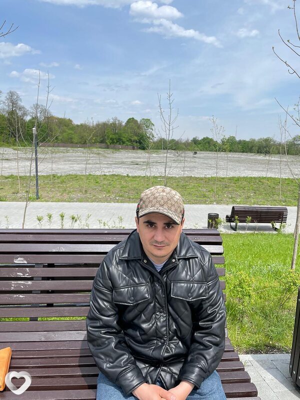 Вартан, 36, Сочи — анкета №2643186