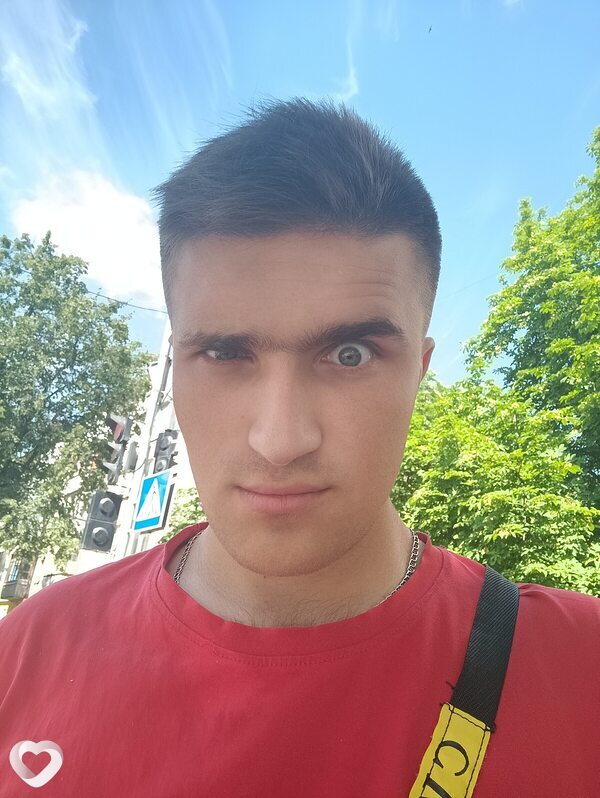 Богдан, 25, Шостке — анкета №2643607