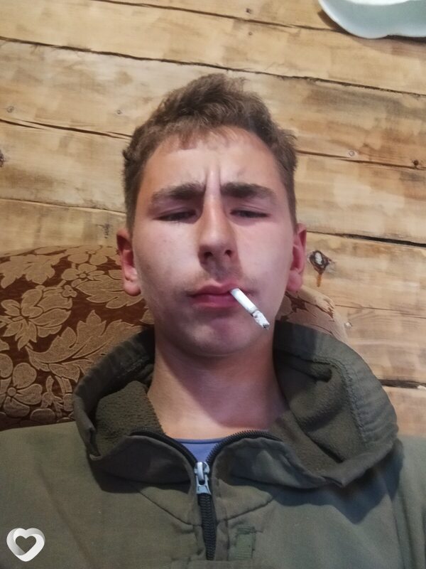 Евгений, 19, Зиме — анкета №2643625