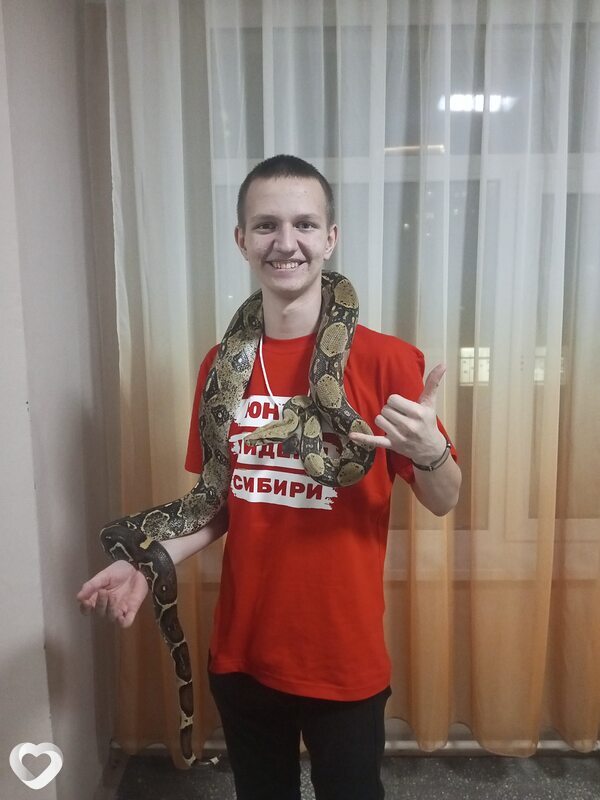 Кирилл, 20, Барнауле — анкета №2644339