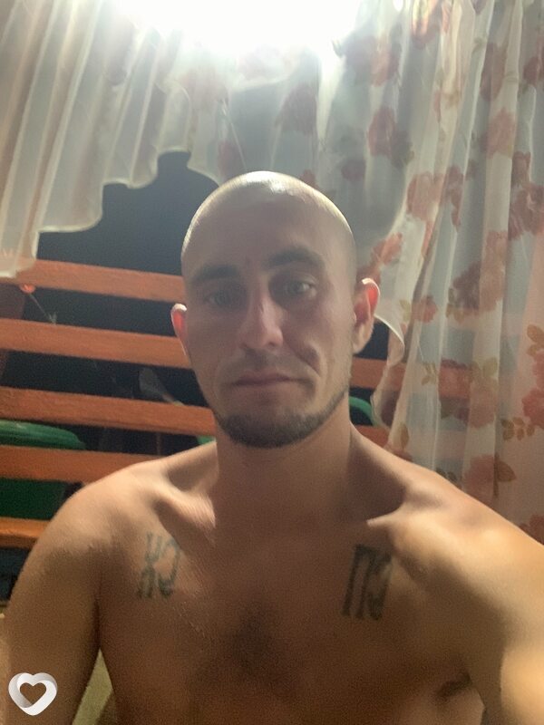 Артур, 21, Шахтах — анкета №2644630