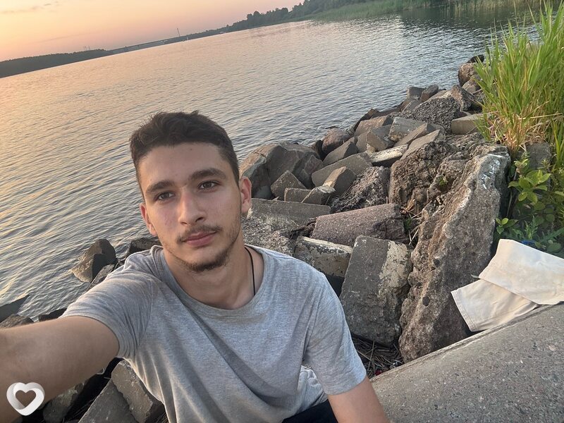 Данила, 22, Санкт-Петербурге — анкета №2644992