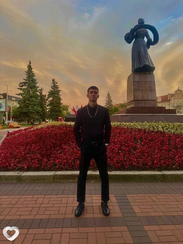 Кирилл, 21, Калининграде — анкета №2645245