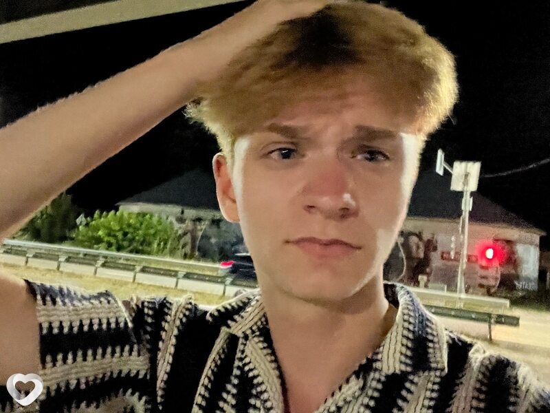 Влад, 19, Краснодаре — анкета №2645502