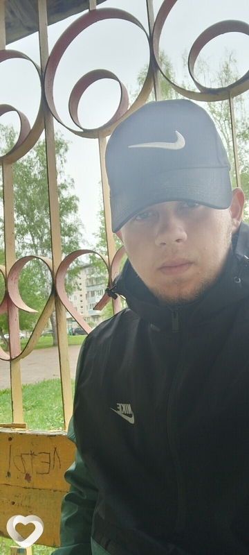 Дмитрий, 20, Барнауле — анкета №2646181