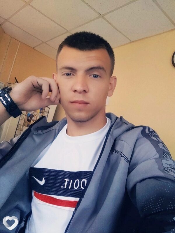 Артём, 25, Волгограде — анкета №2646118