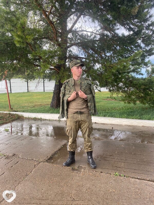 Руслан, 22, Березниках — анкета №2646475