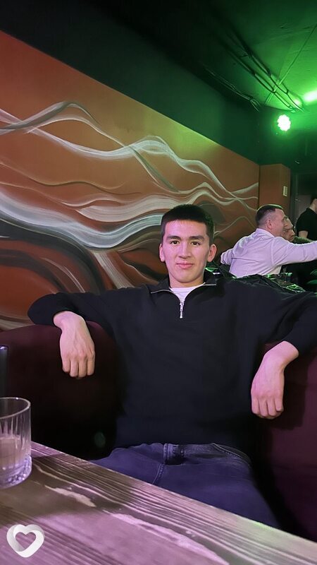 Бекзат, 22, Тюмени — анкета №2647182