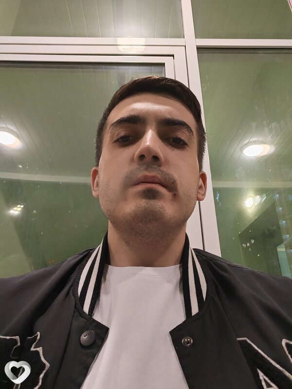 Эдуард, 25, Тюмени — анкета №2647237