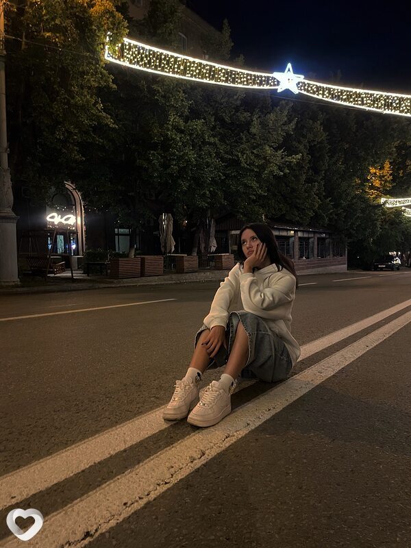Ксения, 19, Магнитогорске — анкета №2647635