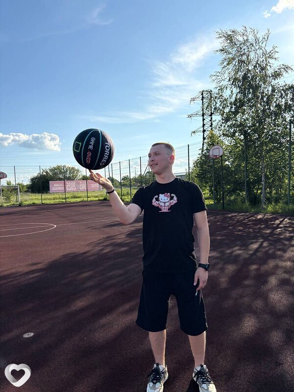Паша, 21, Белгороде — анкета №2647814