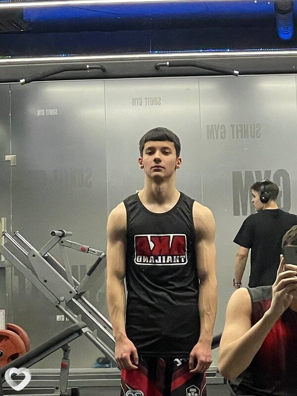 Дмитрий, 21, Анапе — анкета №2647571