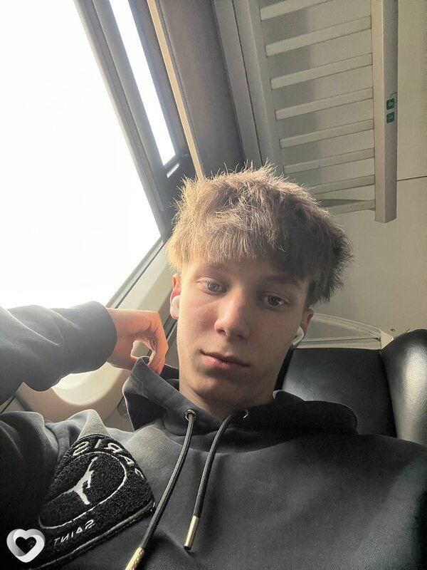 Ваня, 20, Барановичах — анкета №2648160