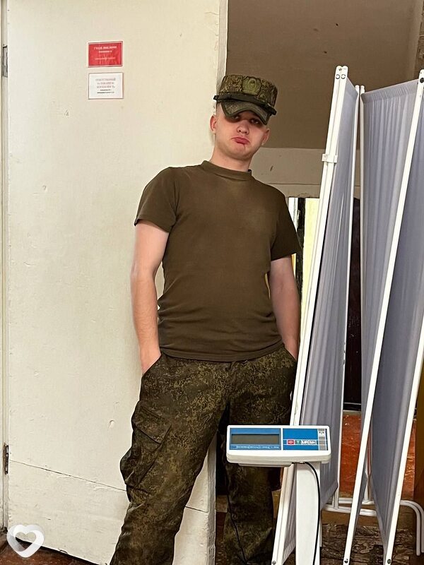 Владик, 21, Сургуте — анкета №2648054