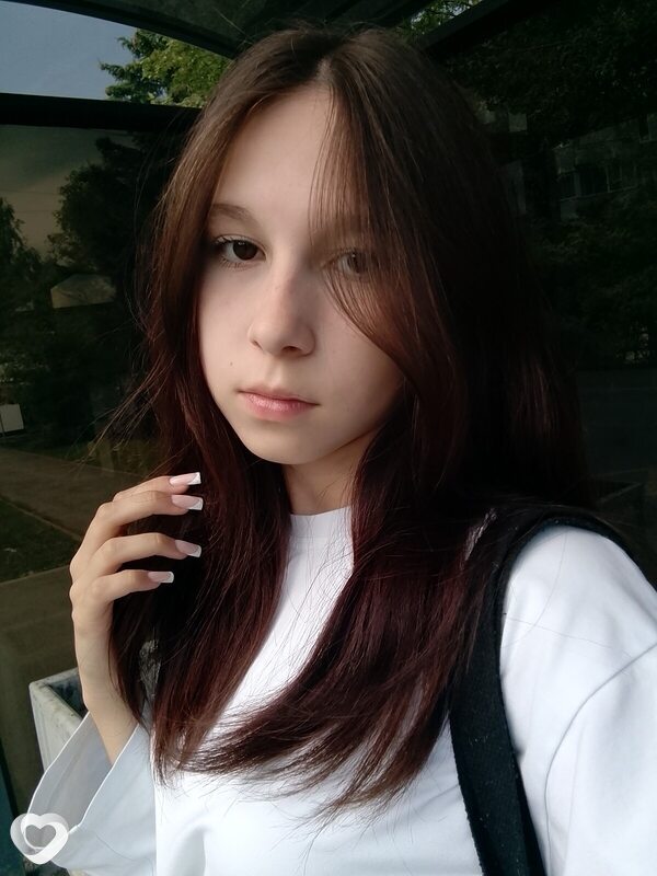 Аня, 19, Сургуте — анкета №2648058