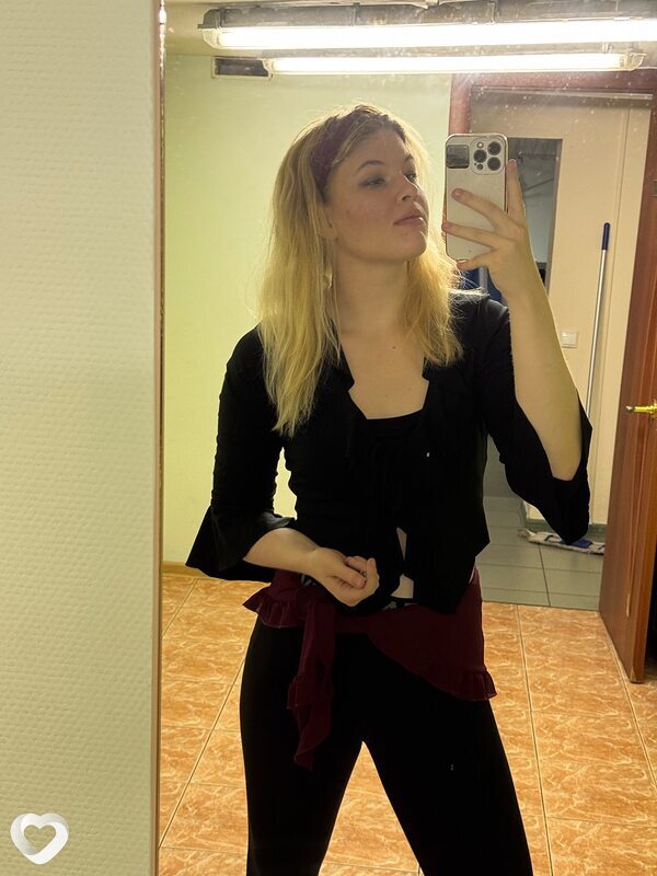 Оля, 20, Москве — анкета №2648878