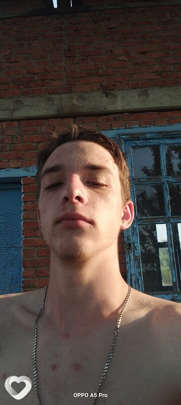 Антон, 19, Тихорецке — анкета №2648883