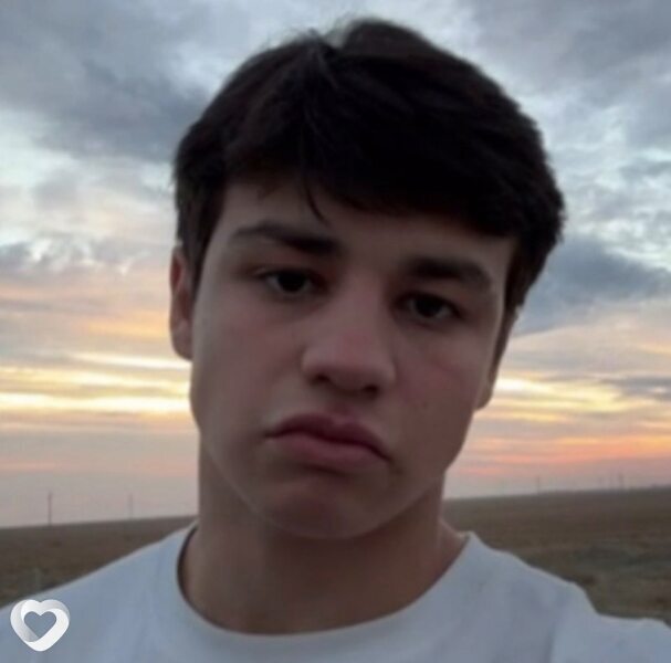 Амир, 21, Ташкент — анкета №2648497