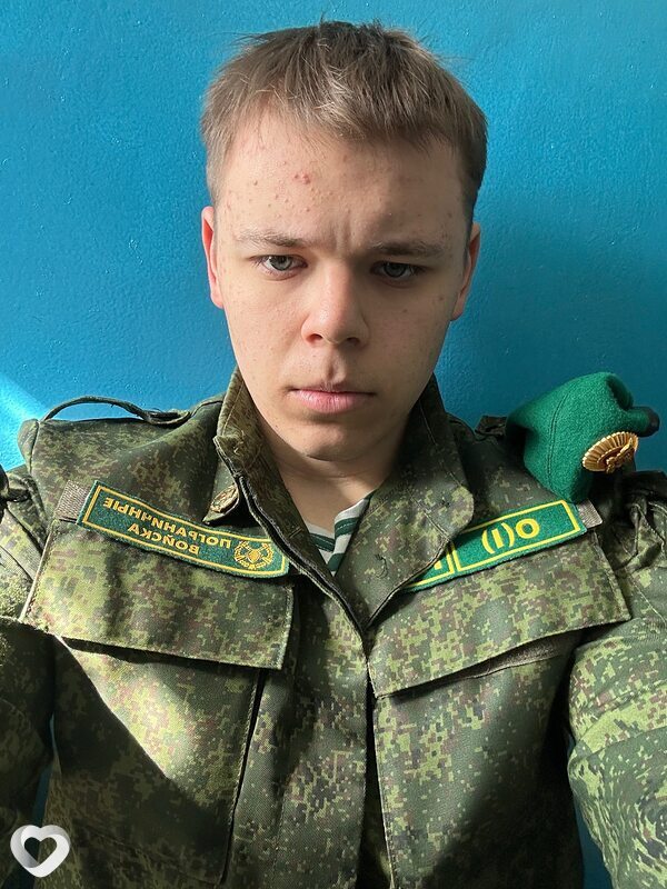 Дмитрий, 19, Серпухове — анкета №2648517