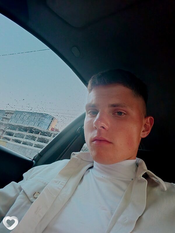 Алексей, 21, Минске — анкета №2648530