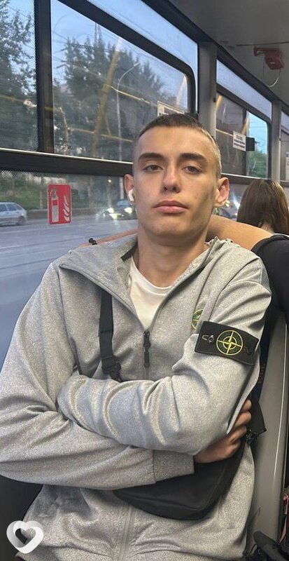 Иван, 19, Новосибирске — анкета №2648639