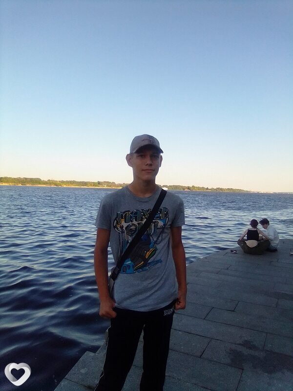 Иван Лебедев, 19, Смоленске — анкета №2648998
