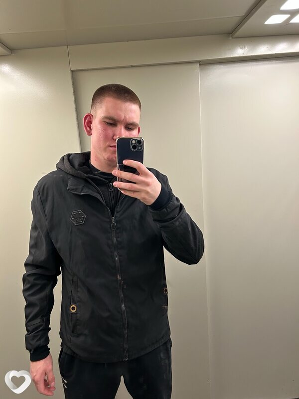 Максим, 22, Волгограде — анкета №2649468