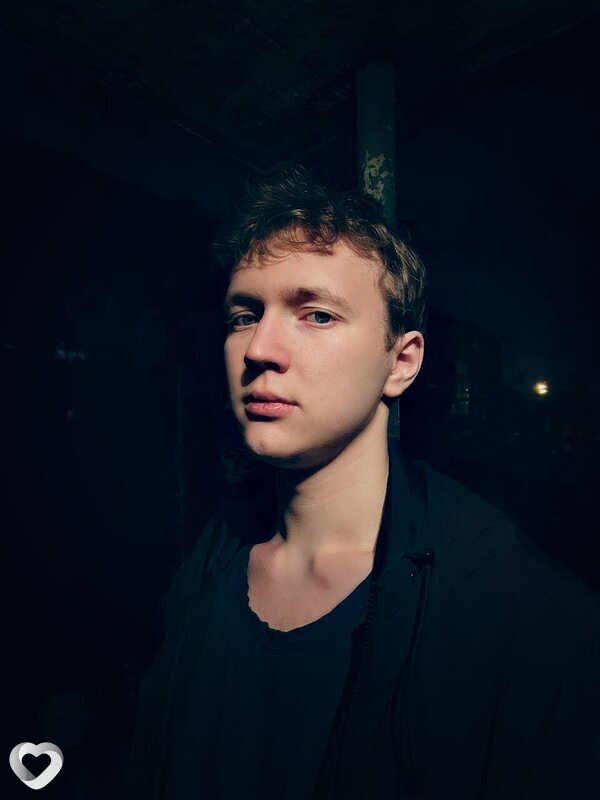 Андрей, 21, Барнауле — анкета №2649116