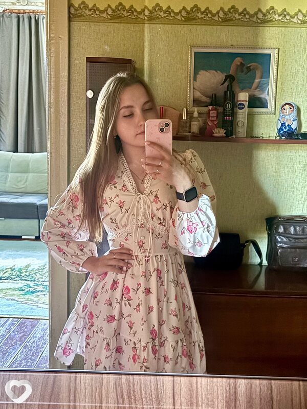 Алёна, 20, Екатеринбурге — анкета №2649381