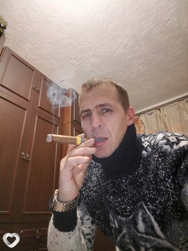 Виктор, 35, Волгограде — анкета №2649382