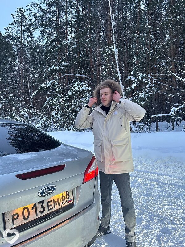 Максим, 23, Ульяновске — анкета №2649695