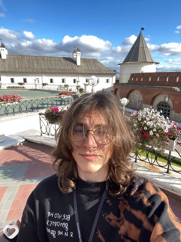 Илья, 19, Москве — анкета №2649857