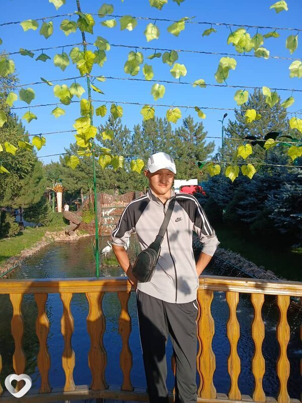 Нурик, 23, Бишкек — анкета №2650138