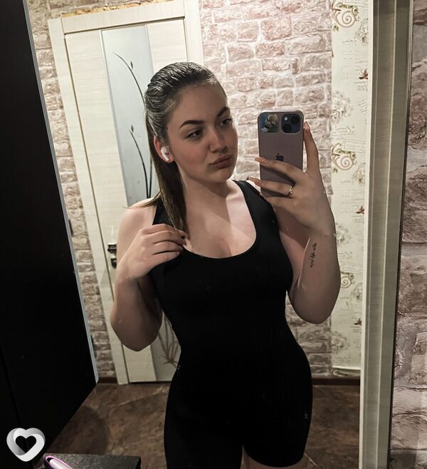 Ульяна, 19, Смоленске — анкета №2650449