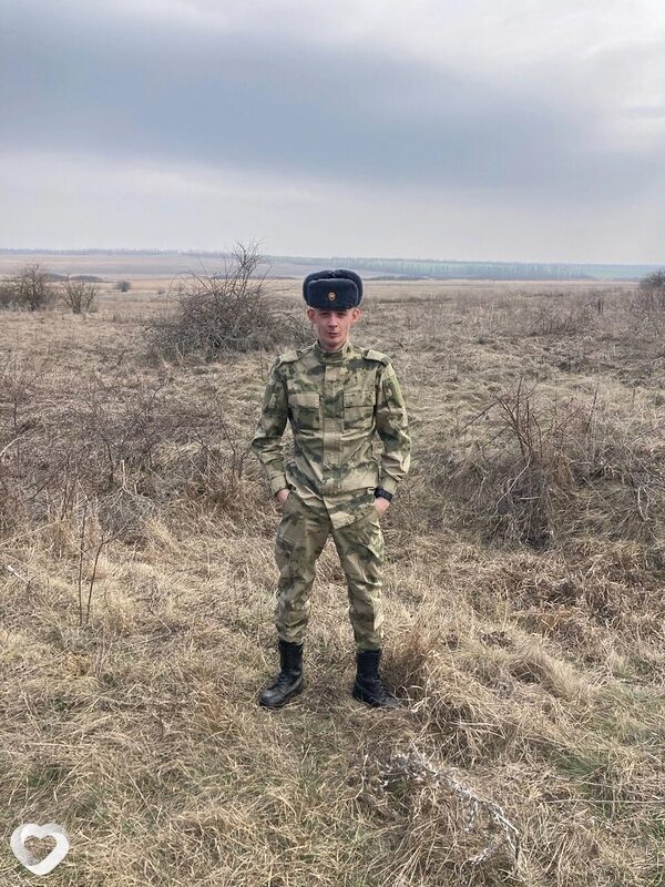 Виктор, 22, Новочеркасске — анкета №2650361