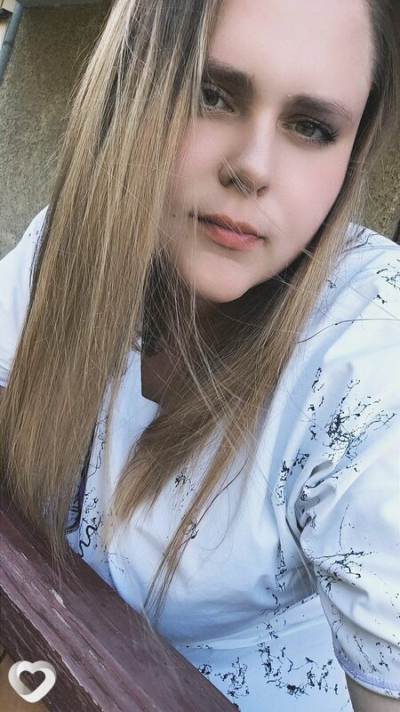 Алена, 23, Горловке — анкета №2650816