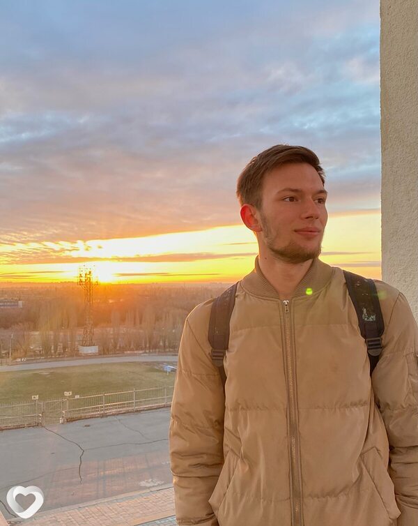 Кирилл, 22, Волжском — анкета №2650997