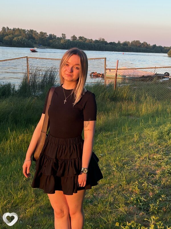 Нютик, 19, Гомеле — анкета №2650765