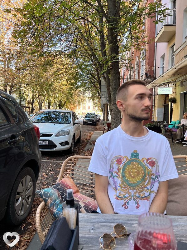 Ярослав, 22, Москве — анкета №2650924