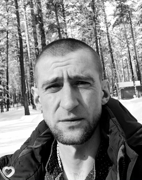 Олег, 39, Нижневартовске — анкета №2650842