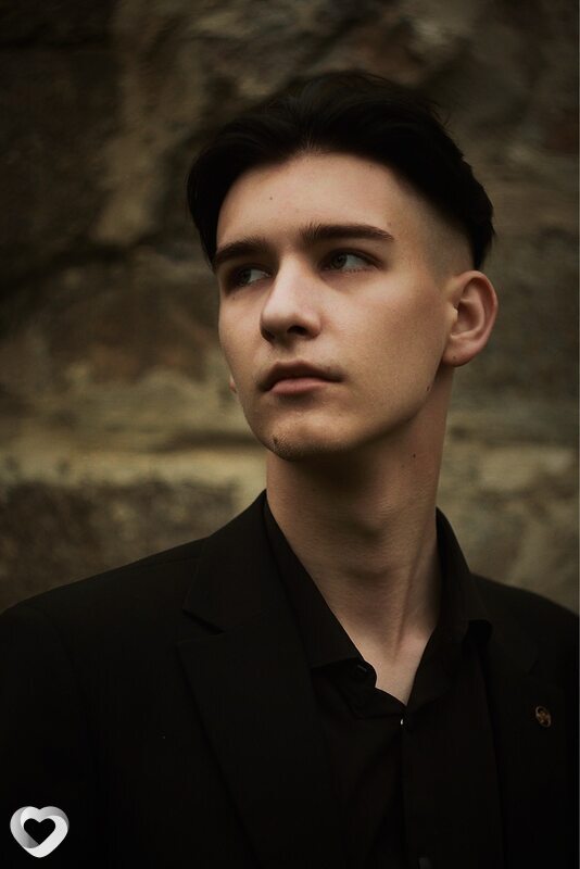 Дмитрий, 19, Унече — анкета №2651307