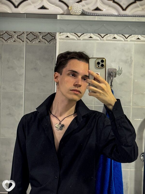 Дмитрий, 20, Москве — анкета №2651171
