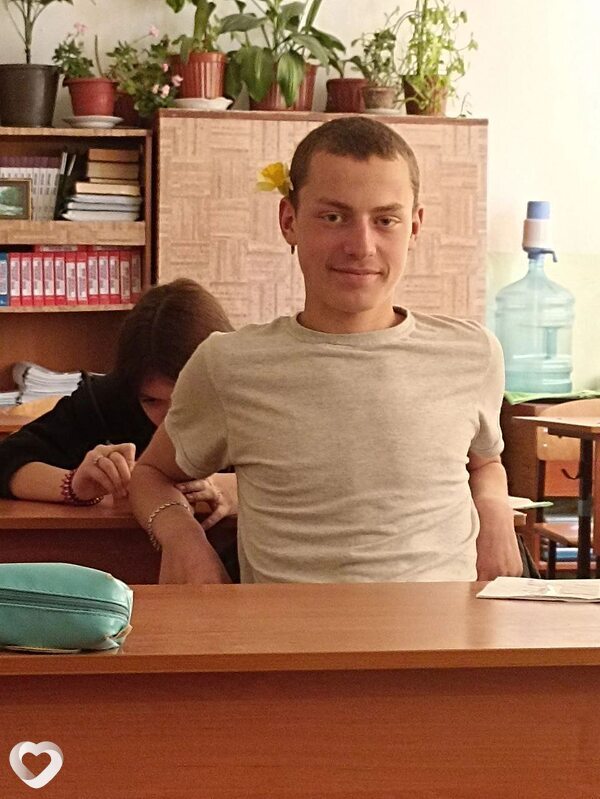 Жека, 20, Симферополе — анкета №2651793